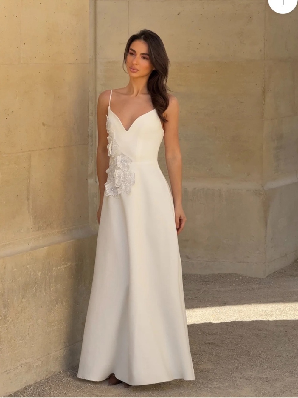 elliatt stella white 3d floral applique A-line bridal maxi gown dress size XXL